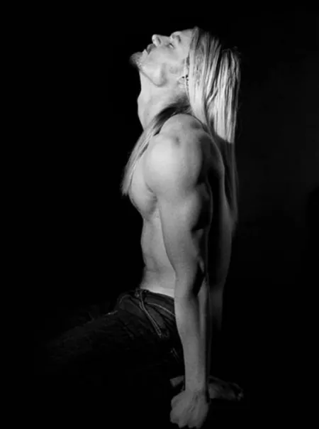 Praise Odin by TwoMitesOnAPlum