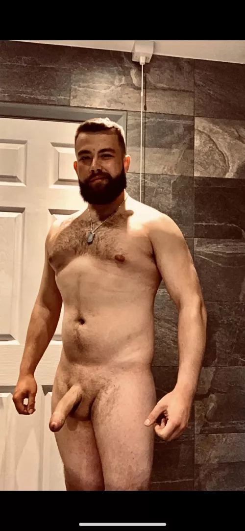 Pre shower pic😜 by younghungnbearded
