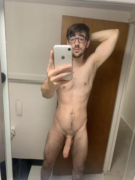 Pre-coffee nude. Goodmorning! by bobbyjamz5