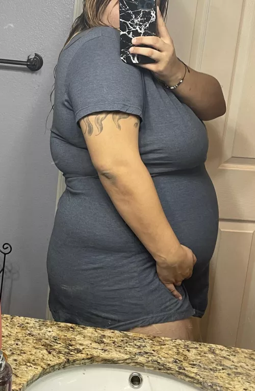 Pregnant bbw looking for financial help by Ajcv16