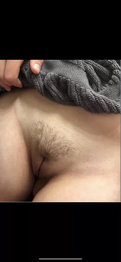 Pregnant, married pussy needing love. by albertafun101