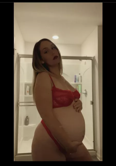 PregnantPawg94 ♥️♥️ 26 weeks 🤰🏻 by PregnantPawg94