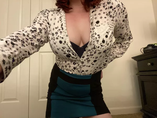 Presenting myself for hiring by CharlotteCorday93