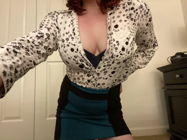 Presenting myself for hiring by CharlotteCorday93