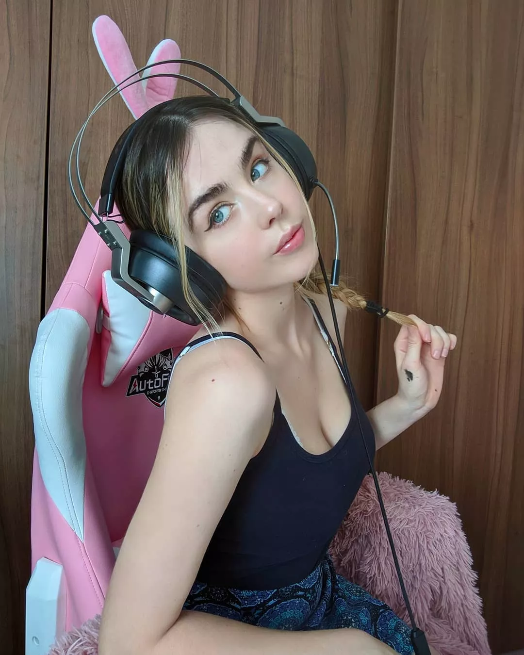 Pretty posted by Blankbanana