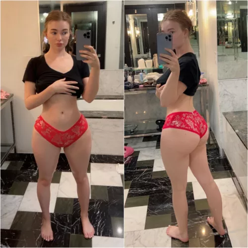 Pretty face, perfect body 🥰 by realprettyangel