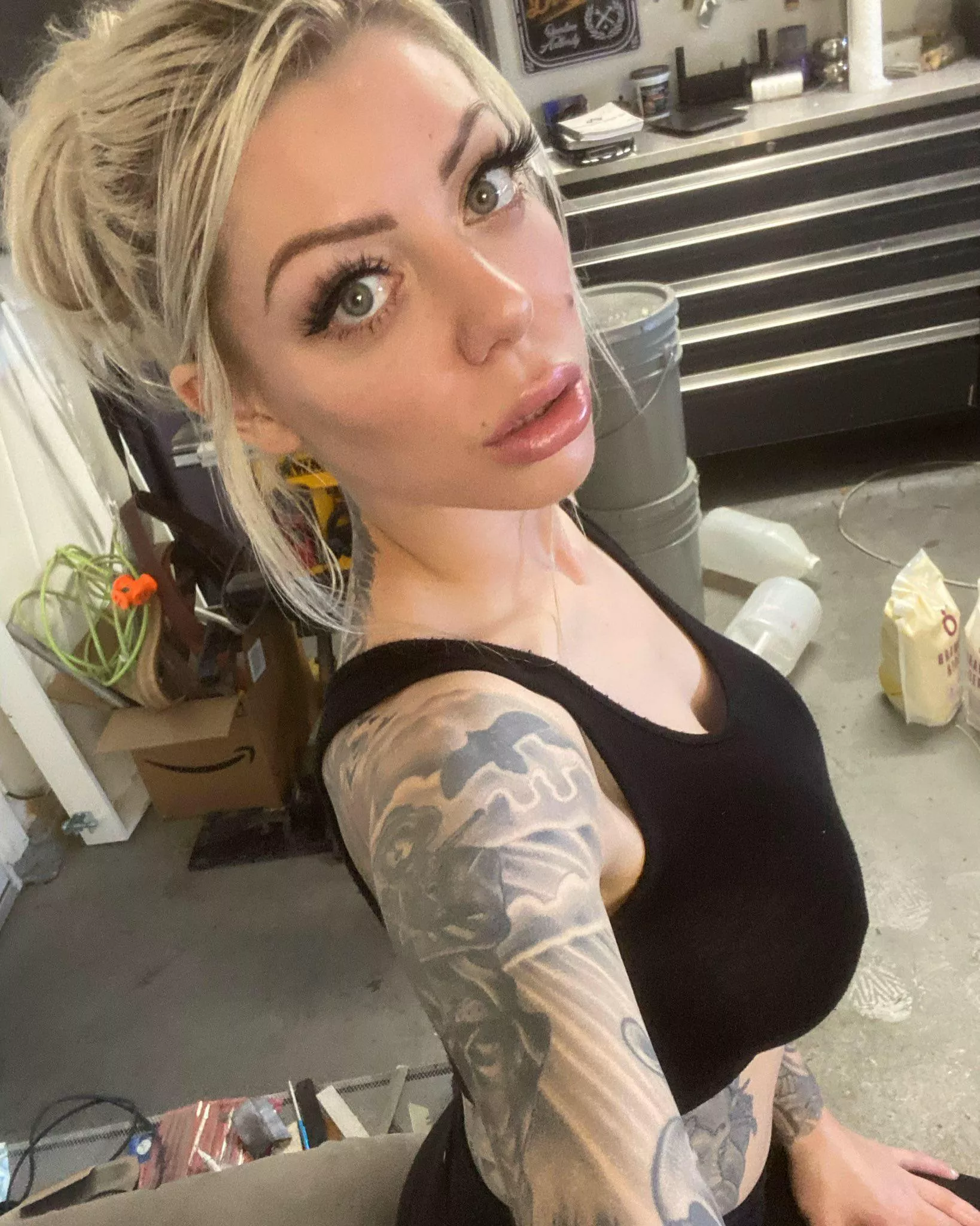 Pretty girl posted by phoxab