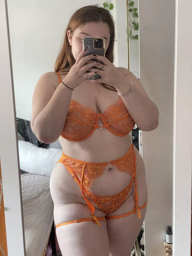 Pretty in orange posted by lingeriequeenx
