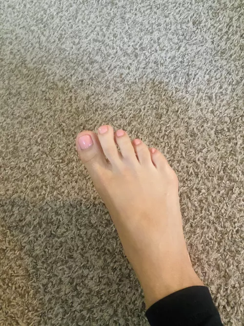 Pretty in pink ❤️👅 by Miserable-Ad4688