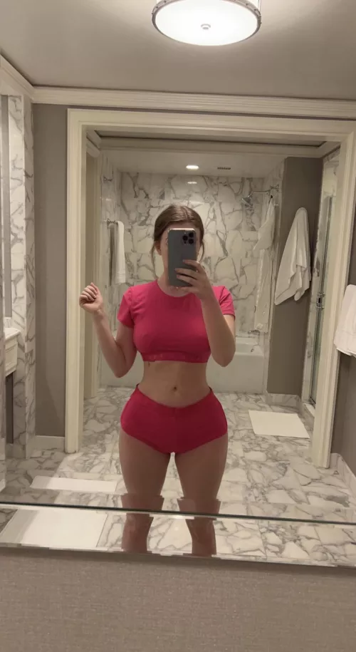 Pretty in pink by realprettyangel