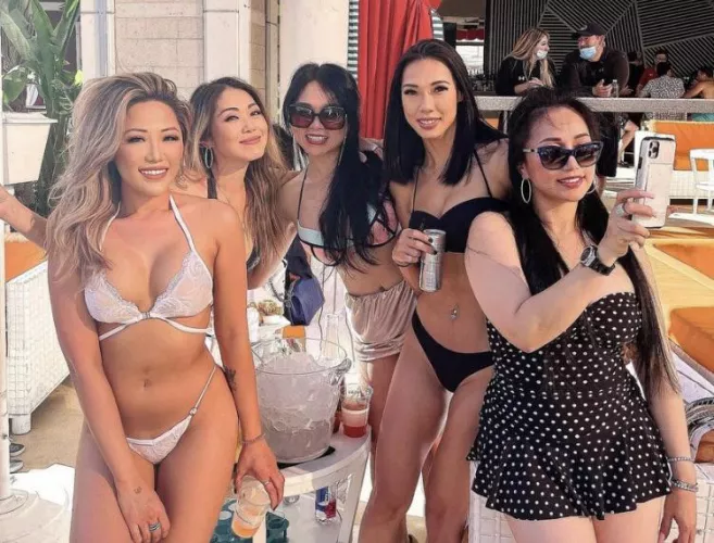 Pretty Ladies by yunaX2