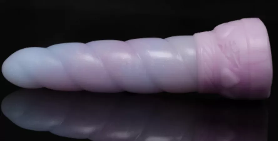 Pretty little mini 💕 by SockBunnii