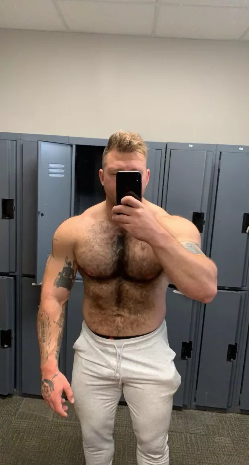 Pretty much wore my pajamas to the gym today. by throwawaynewagain10