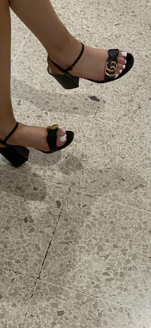 Pretty new Gucci heels 🤭