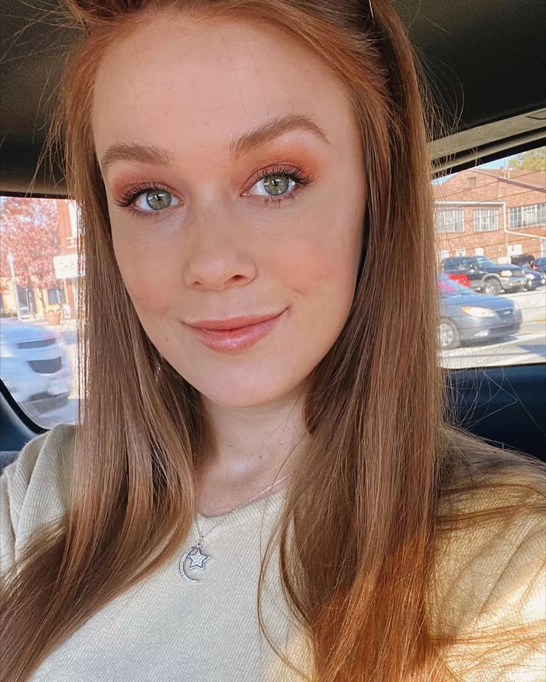 Pretty posted by ProximaBee