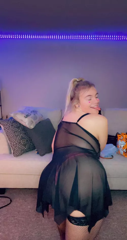 Pretty pink thong😈 by crooks45