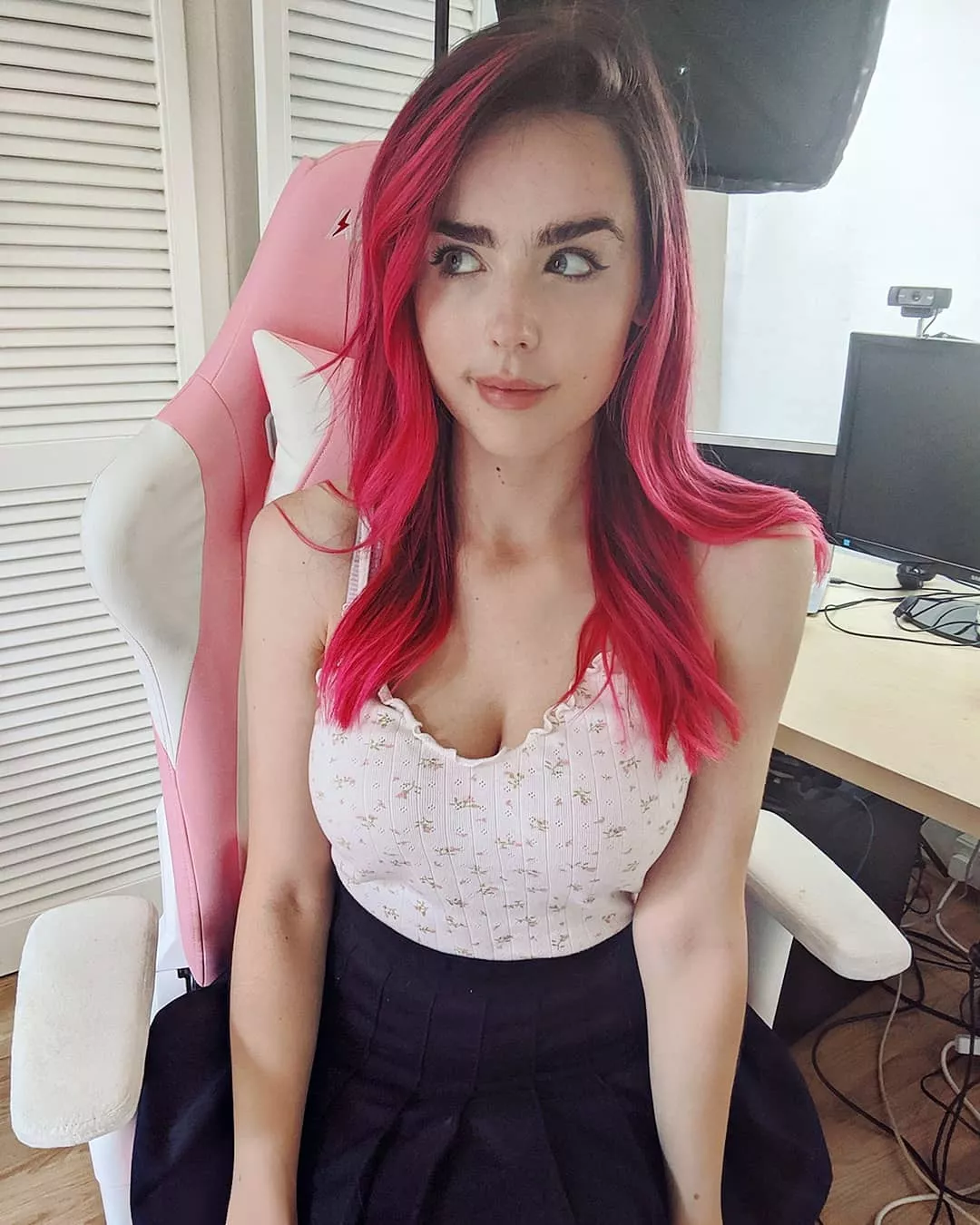 Pretty posted by sandstringer