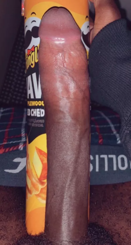 Pringles V. BBC 👀 by sovereignspadez