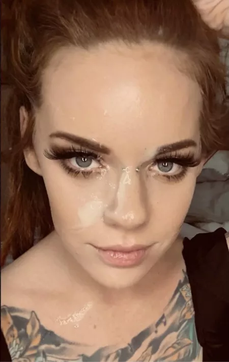 Probably one of my more “pretty” cum selfies 😈 ((ty to another redditor for showing me this page!)) by Dear_Prudence01