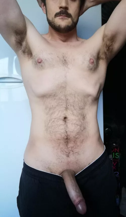 Progress photos before (M)y morning workout by Somelockdownfun