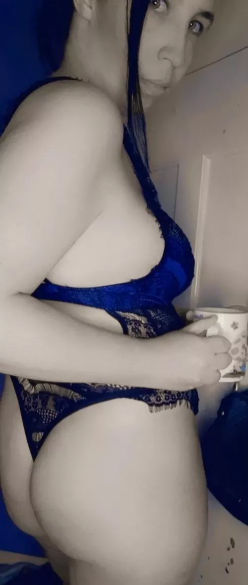 Psst...it's Hump Day. Are you thinking what I'm thinking? 😈😜 by Aussiemilf2046