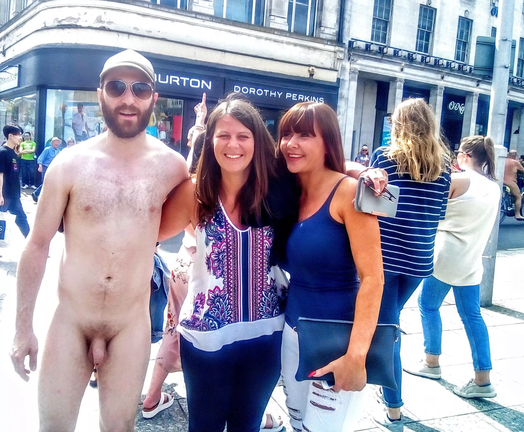 Public cfnm posted by DRD1985