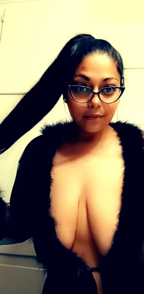 Pull my hair when you hit it from the back by gizmo821982