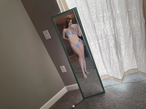 Pull one string and it’s gone! by gingersweetie