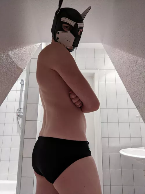 puppy butt in my new speedo 🩲🐺 by nickthewolfboi