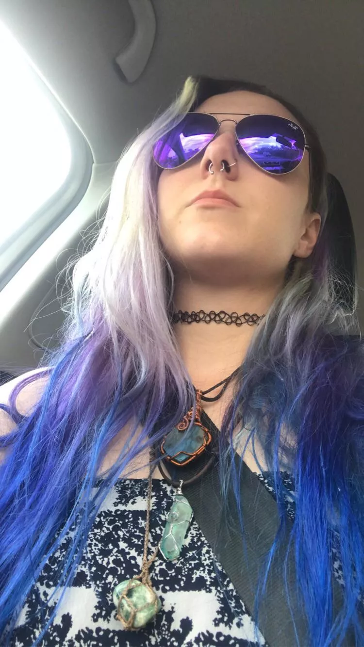 Purple vibes 🥰 posted by Rave_queen_xo