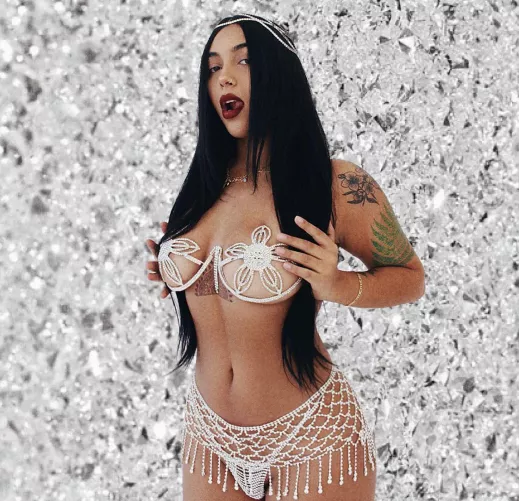 Pussy as valuable as diamonds by Boomshakhalaka