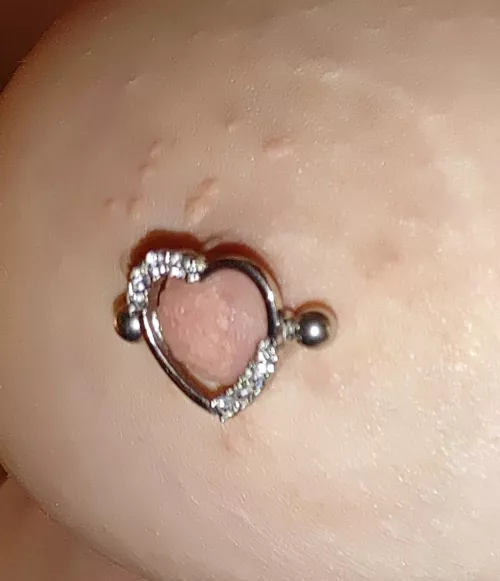 Put me in your mouth.... Or should I suck it my self?? by Beckaliousforyou