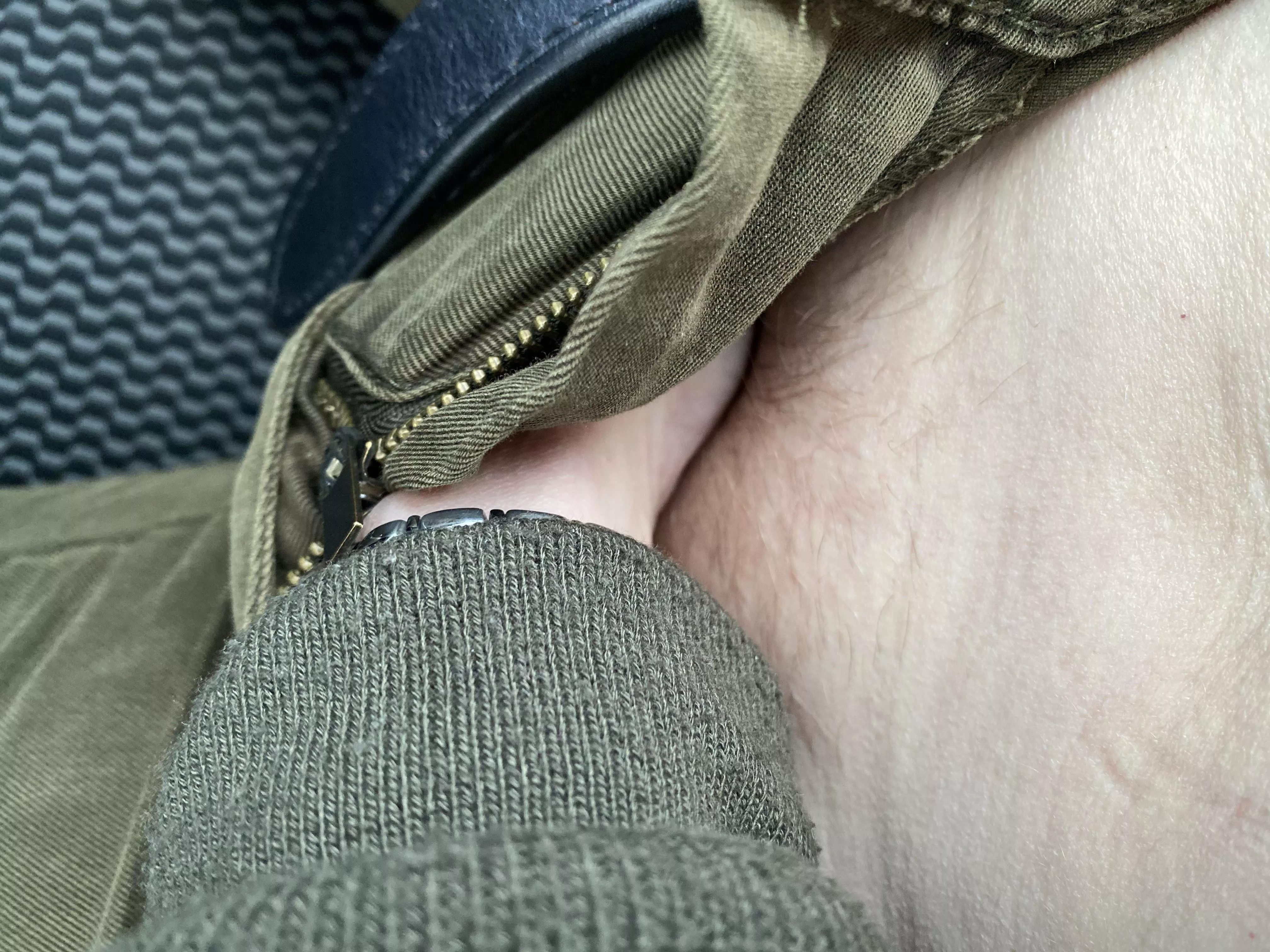 Putting on a show at Davey Down posted by Ghost5070