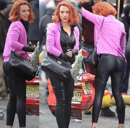 Putting scarlett johansson in tight leather pants is the best thing snl has ever done by sweet8lb6ozbabyjesus