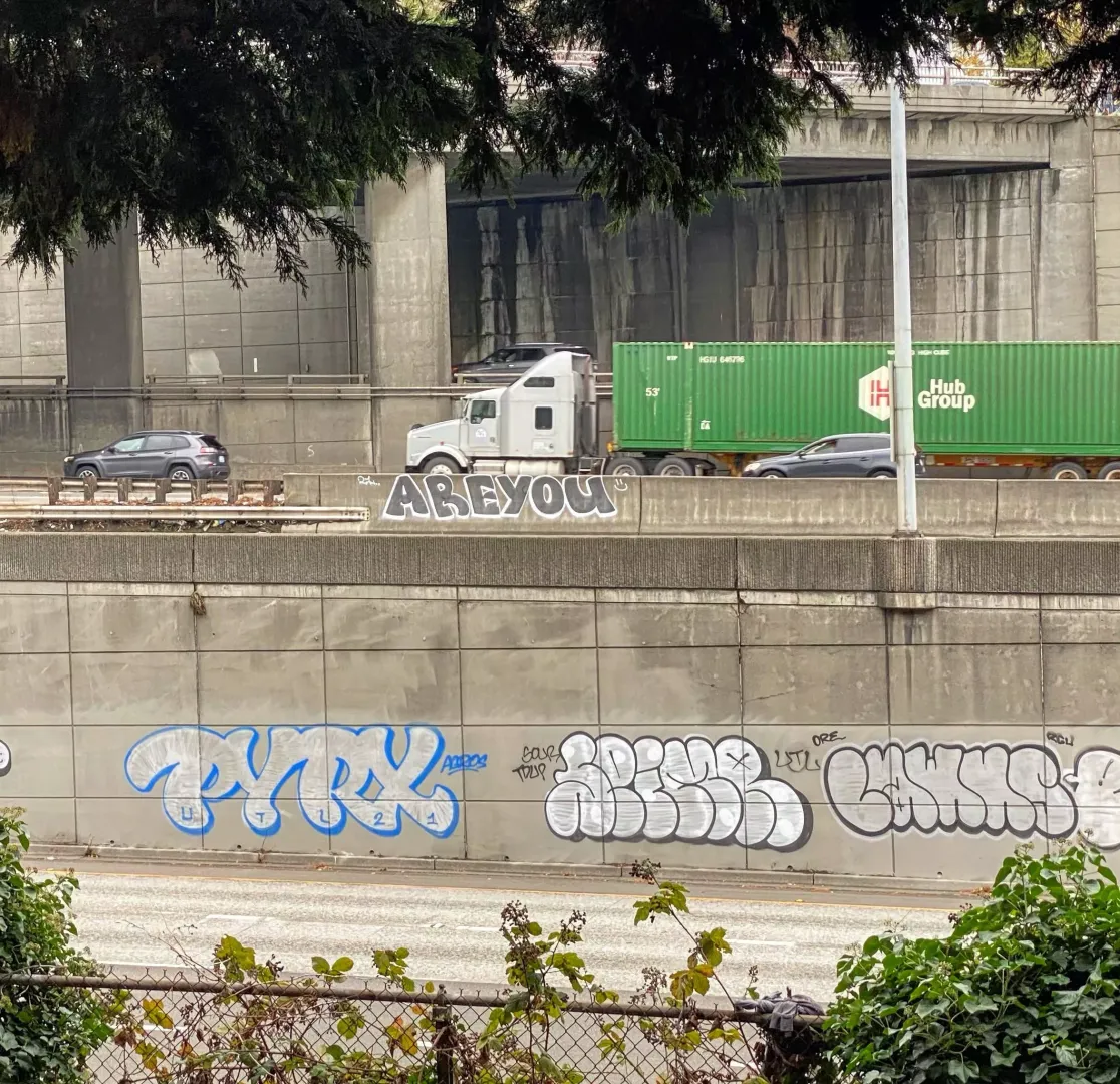 Pyrx Seimr UTL CREW.. Areyou.. Seattle posted by Wayup_there