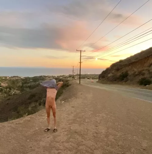 Quick flash before the sun sets ;) by onetoxicfiend