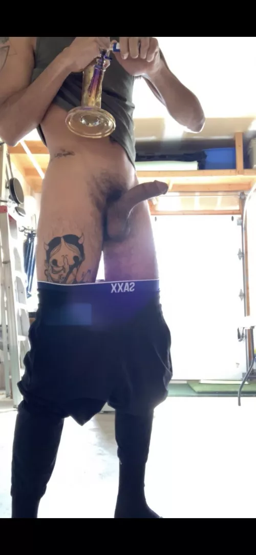 Quick garage sesh by TwoDix