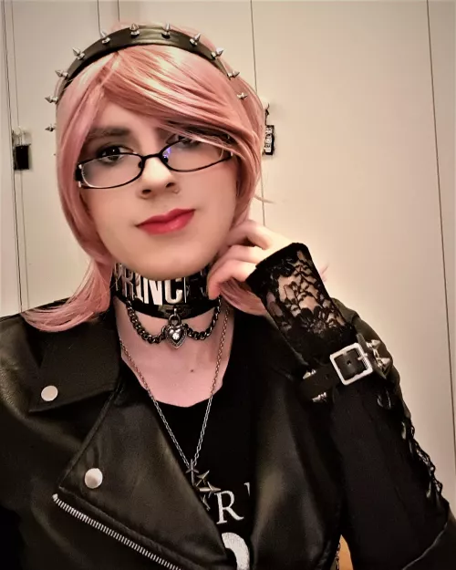 Quick outfit I did today, I felt really pretty in this 🥰 by ShadowPrincessN7