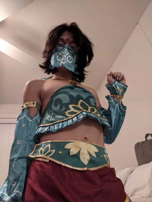 Quick selfie before I'm off to save Zelda by JazzzBerrry