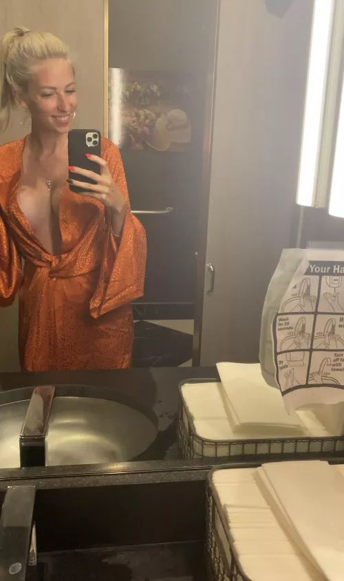 Quick selfie of them bursting out in the restaurant bathroom…💋 by JennasRedditPage