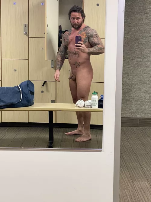 Quick shot by Tempsoicanupvote