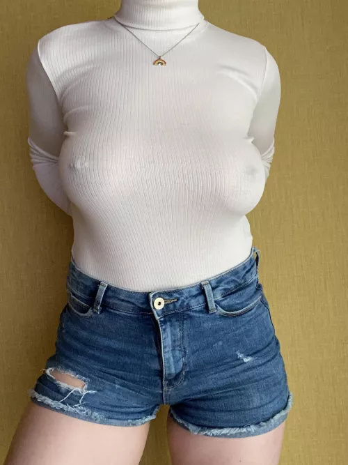 Quick shot of Braless me by Oralgenuss