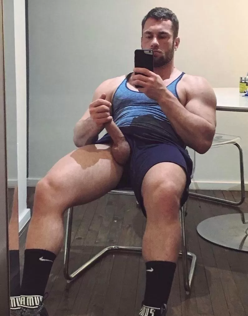 Quick tug posted by theultimatemen