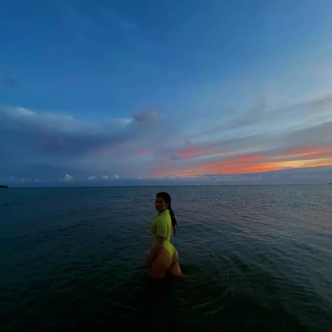 Rachael Ostovich posted by highkastle