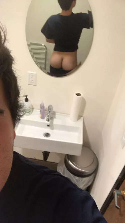 Rail me at work? ;) by bttmgayboyslut