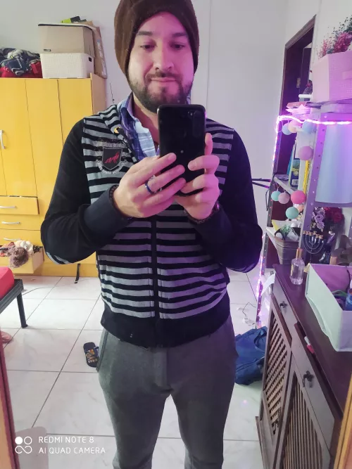 Rainy day 🌧️😓 by Brbenny