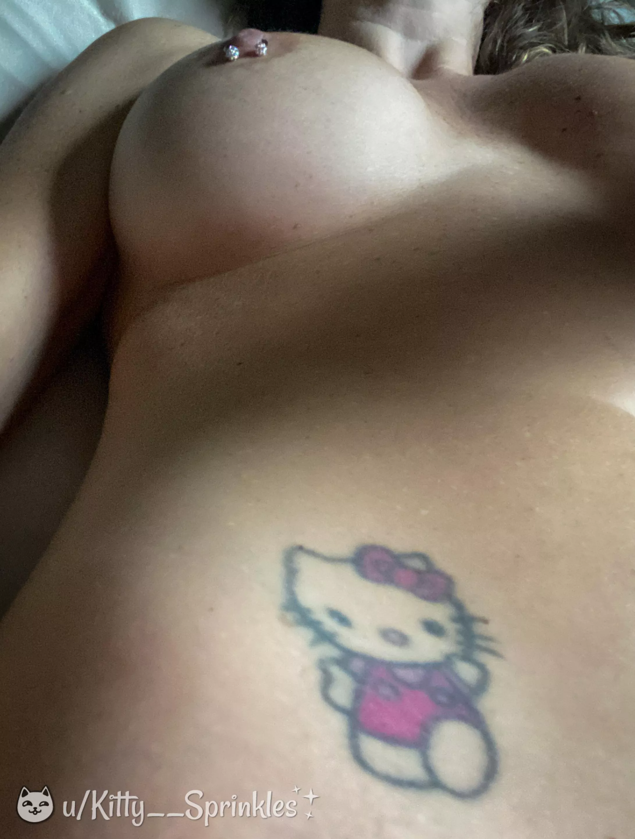 Rainy days are for cuddling up in bed. (=^•^=) [f] posted by Kitty__Sprinkles