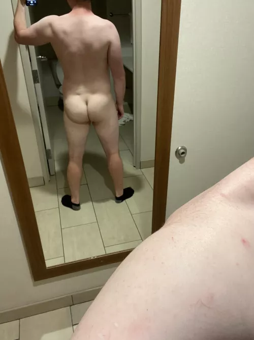 Rainy days are lazy days! by andyss229