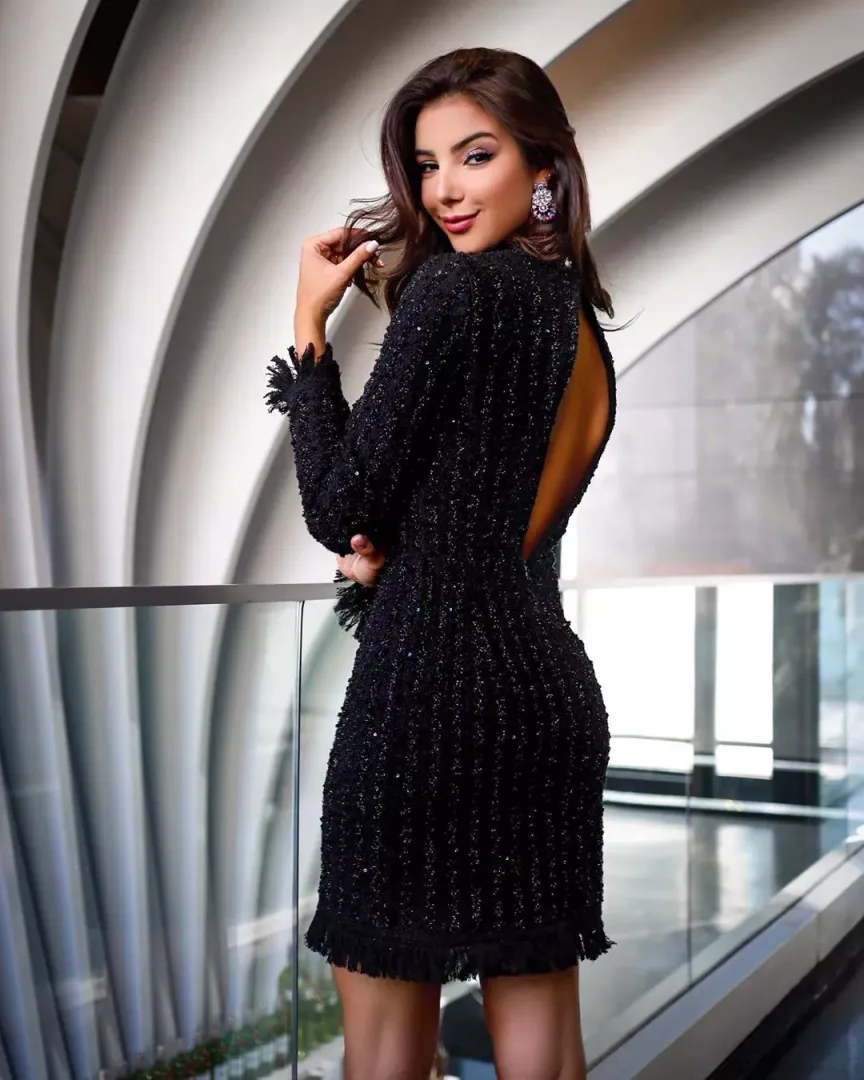 Raiza Marinari posted by BOOOOOOOBIES