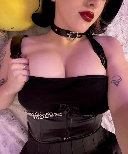 Ran out of milk and cookies, will this do? by hollinova